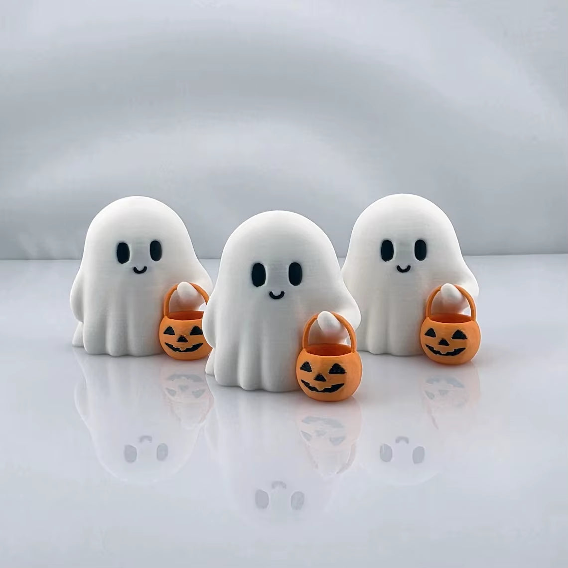 3Pcs Cute Tiny Trick or Treat Ghost Halloween Decoration Desk Display Spooky Home Decoration Adorable Fall Accent Unique Gifts
