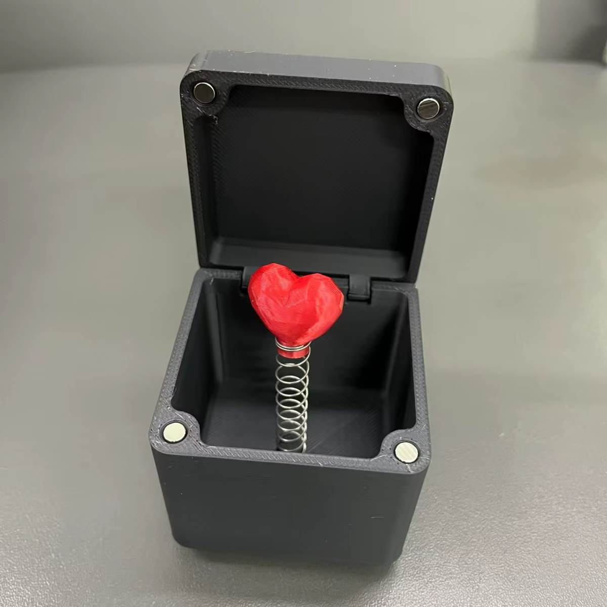 The Annoying Present with Middle Finger in a Box Gift Box with Screws Prank Surprise Pop-Up Novelty Funny Gifts for Adult Toys