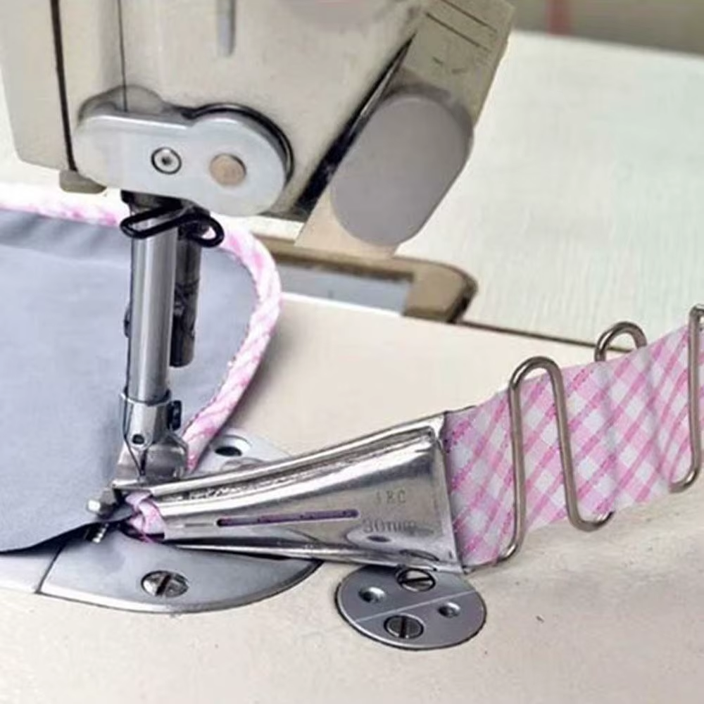 Steel Overlock Folder Binding of Curve Edges A10 Hemmer Bias Binder for Lockstitch DIY Sewing Machine Foot Kit Accessories